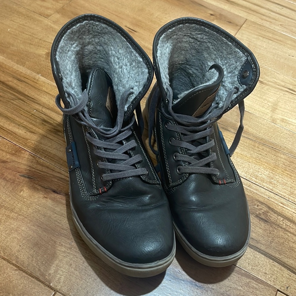 Mervin boots